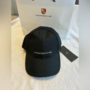 PORSCHE DESIGN Black Cap